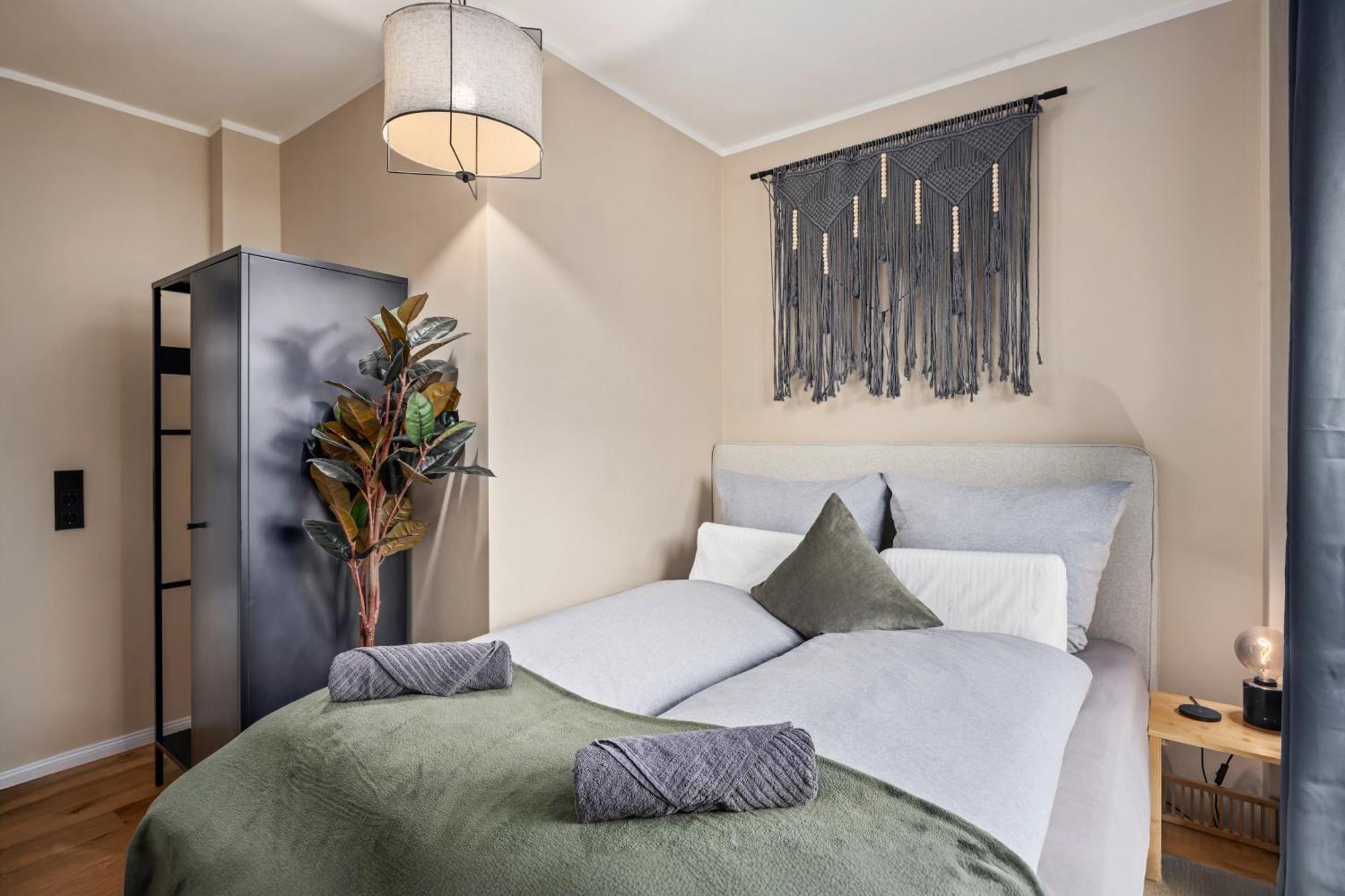 Edler Wohnraum Schwanenteich-Penthouse Mit Garage, Grill, Kaffeevollautomat, Klima, Lift & Terrasse Apartment Цвикау Екстериор снимка